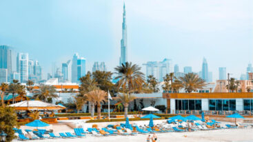 Dubai Marine Beach Resort & Spa 5*