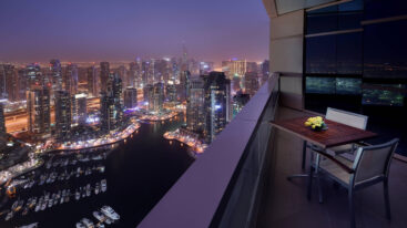 Dubai Marriott Harbour Hotel & Suites 4*