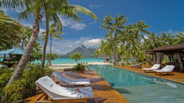 Four Seasons Resort Bora Bora 5*