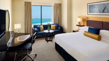 Movenpick Hotel Jumeirah Beach 5*