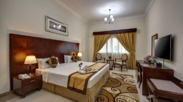 Rose Garden Hotel Apartments 4*